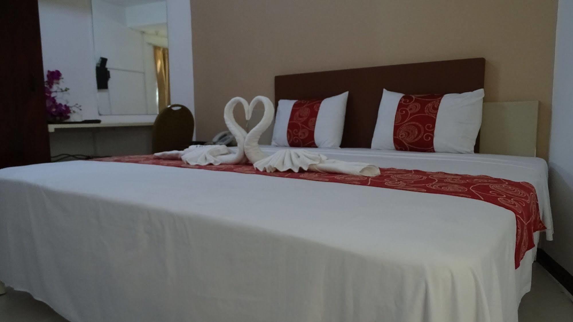 Hypertek Hotel Grand-Baie Eksteriør bilde
