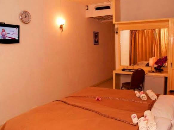 Hypertek Hotel Grand-Baie Eksteriør bilde